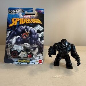 Hot Wheels Marvel Spider-Man Silver Series  Venom Diecast Car with Venom Fig